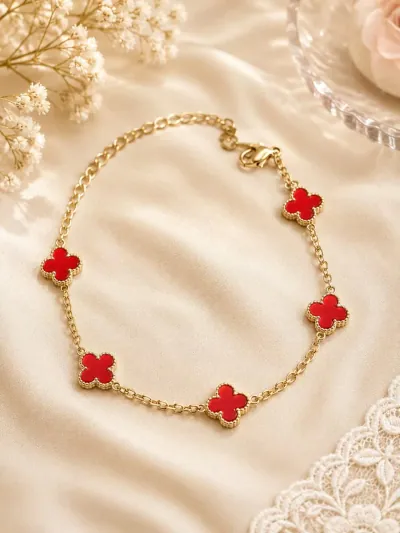 Pulsera trébol rojo dorada